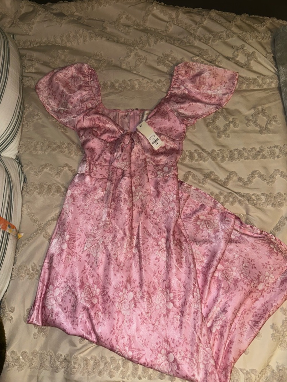 Francesca's Collections Pink Floral Satin Maxi Dress